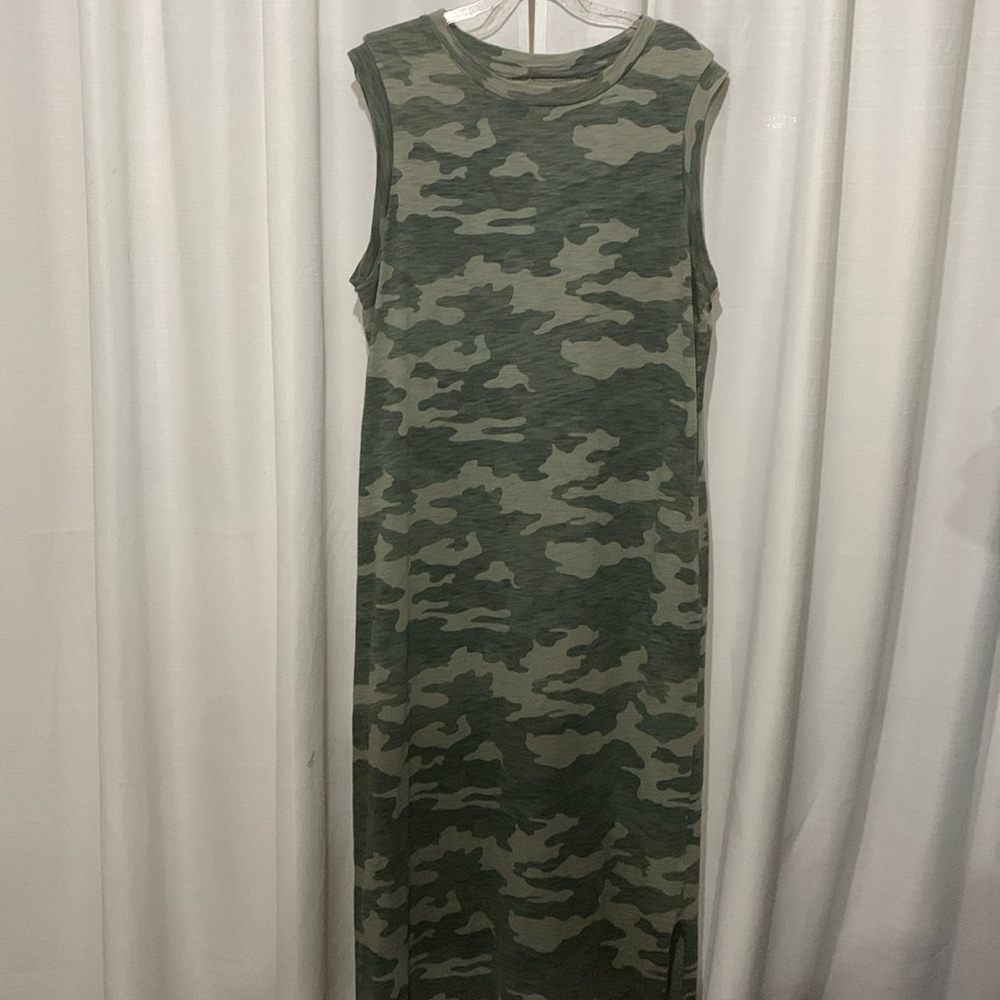 Universal threads sz S sleeveless camo print midi dress 100% cotton! Stretch!